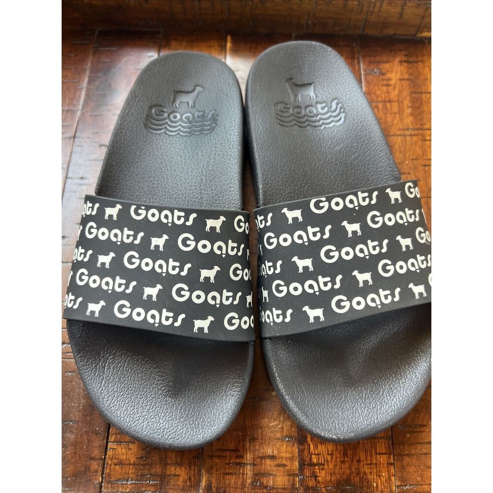 GOATS Black White Logo Comfortable Slip On Slide Sz 3 Y Kids Sandals
